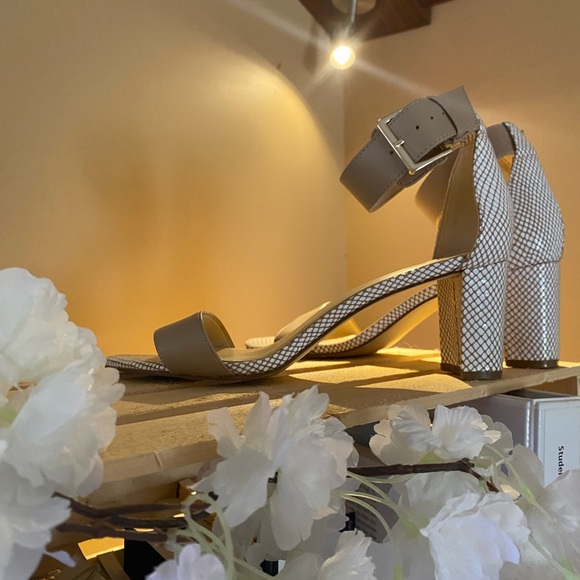 Nine West heels - Picture 2 of 6